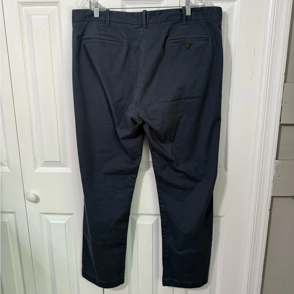 J Crew Men’s Flex Straight Leg Blue Chino Pants size 38 x 32